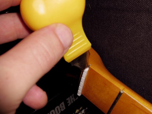 How to change the nut