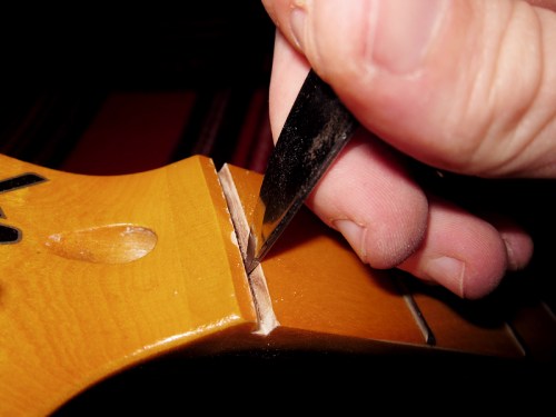 How to change the nut