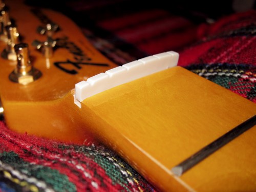 How to change the nut