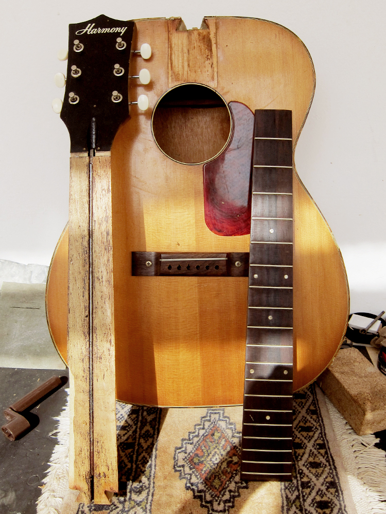 Harmony H-162, Made in USA 1960's