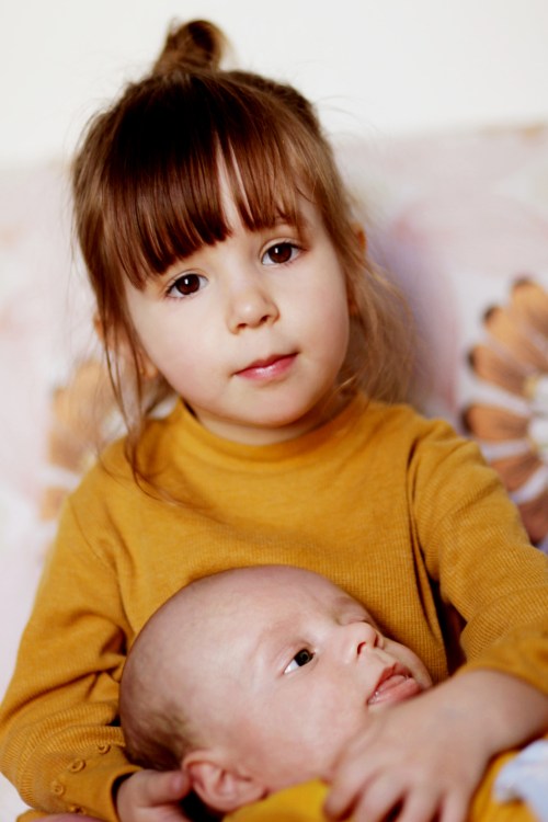 Frida&Vilke copy.jpg